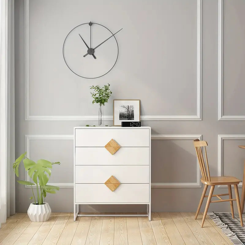 4 Chest of Drawers